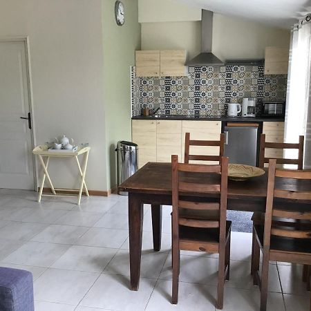 Mas De Costebelle Bed & Breakfast Bollene Exterior photo