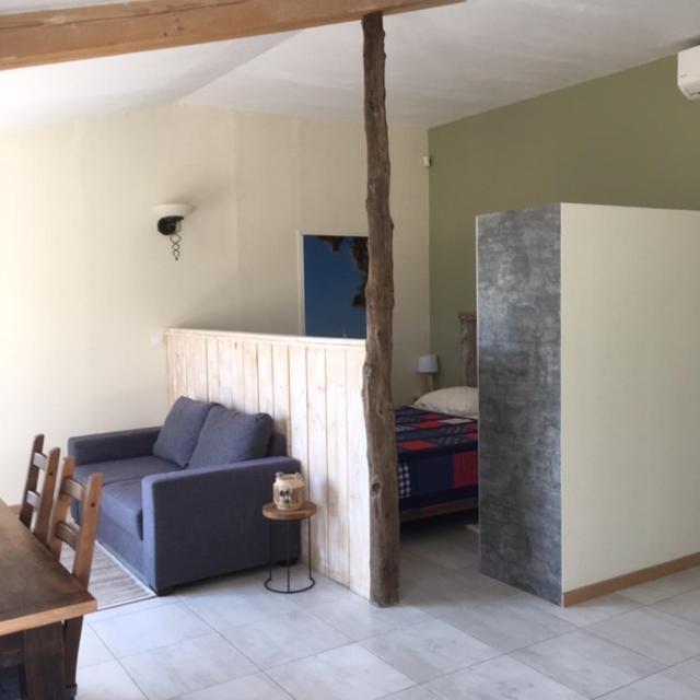 Mas De Costebelle Bed & Breakfast Bollene Exterior photo