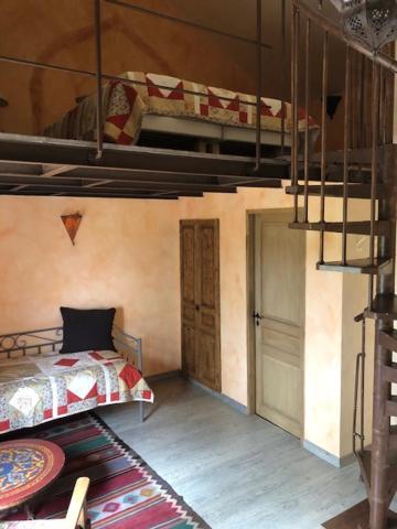 Mas De Costebelle Bed & Breakfast Bollene Exterior photo